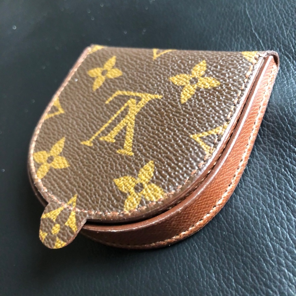 Louis Vuitton monogram coin purse